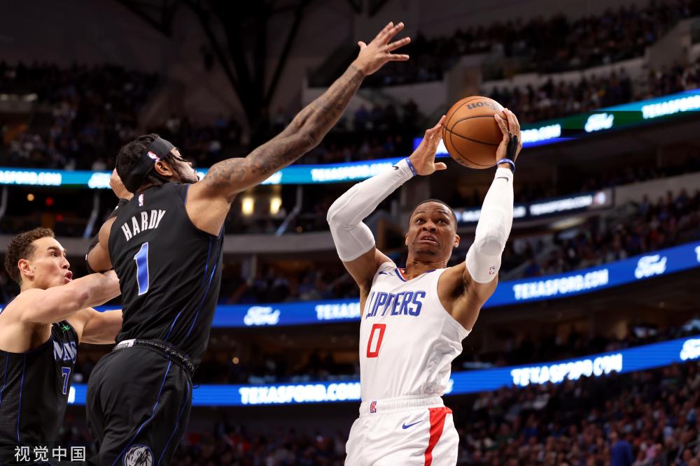 一个传统强 一个传统强